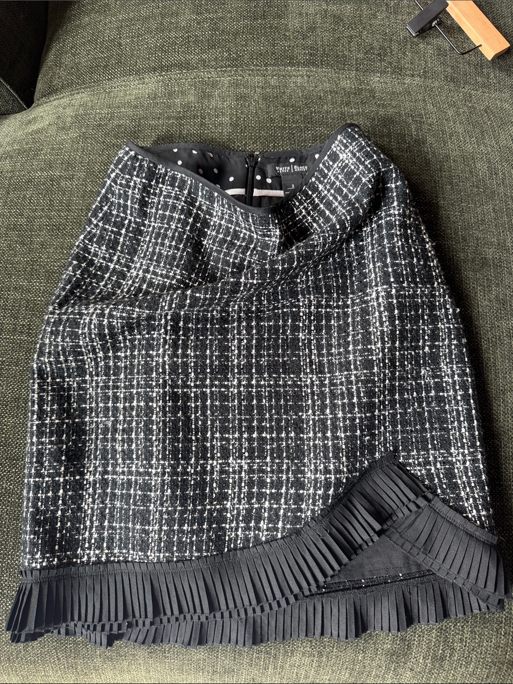 White House Black Market Black & White Tweed Pencil Skirt with Pleated Hem
